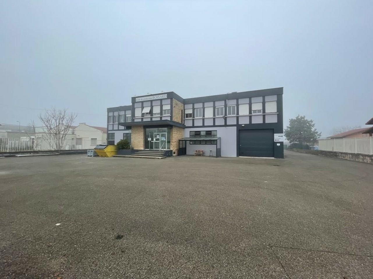 Local d'activité Décines-Charpieu 2300m² Vente local d'activité Décines-Charpieu Rhône OVACT2426978 7